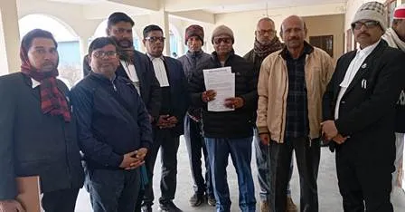 /chuttaa-pashuon-ke-utpaat-se-chutakaaraa-dilaane-ki-maang