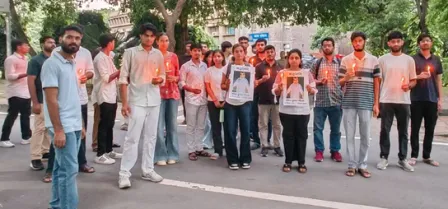 /students-workers-ne-uthai-nyay-ke-liye-awaz