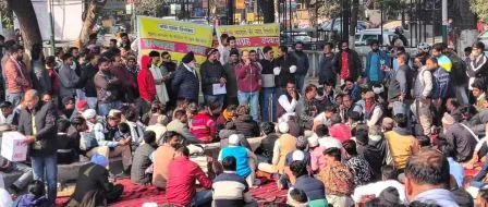 /idgaah-bachane-ka-sangharsh